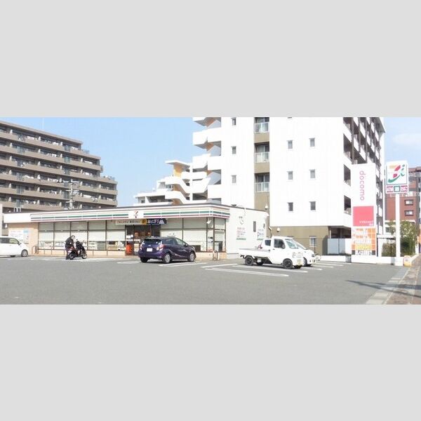 現地周辺 (セブンイレブン福岡荒江3丁目店)