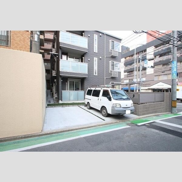 駐車場 (駐車場)