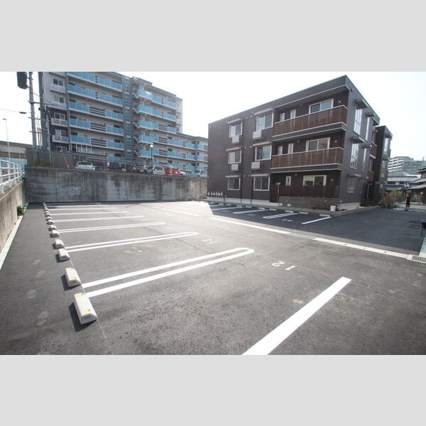 駐車場 (駐車場)