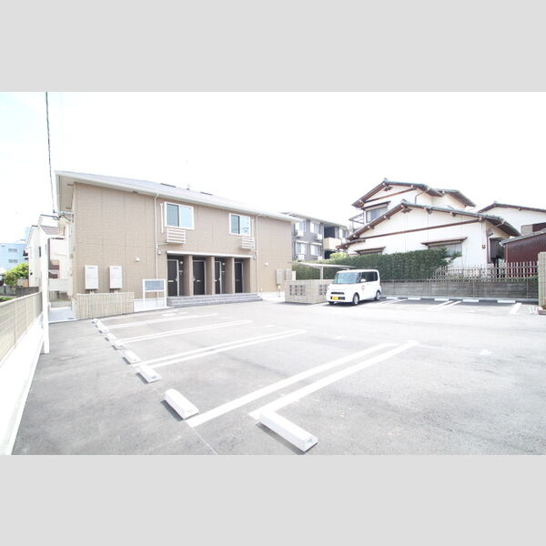 駐車場 (駐車場)