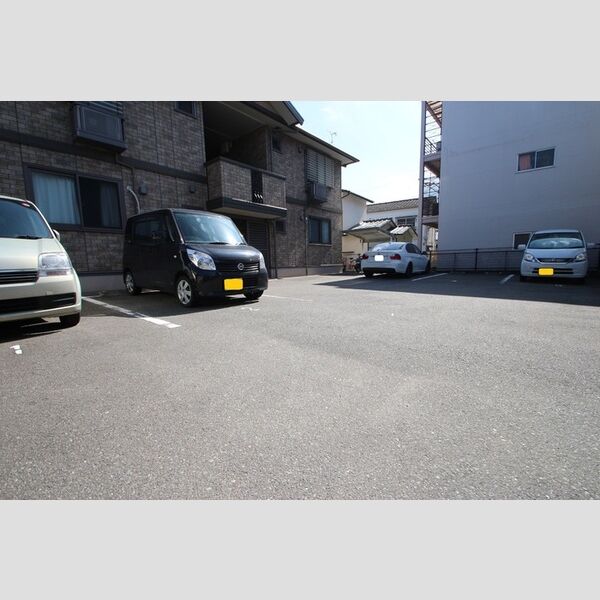 駐車場 (駐車場)