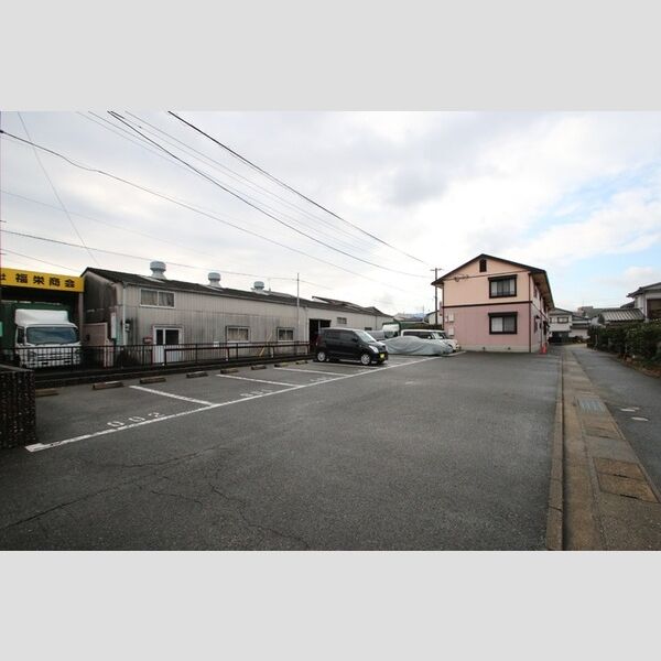 駐車場 (駐車場)
