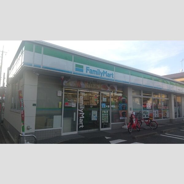 現地周辺 (ファミリーマート福岡鳥飼3丁目店　159m)