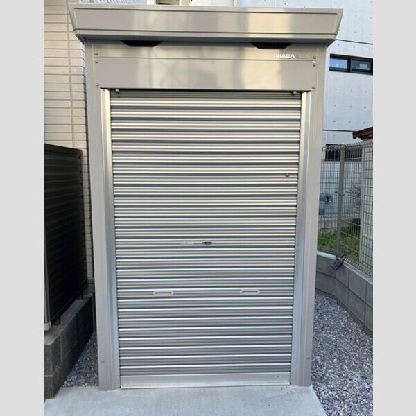 現地周辺 (バイク置き場)