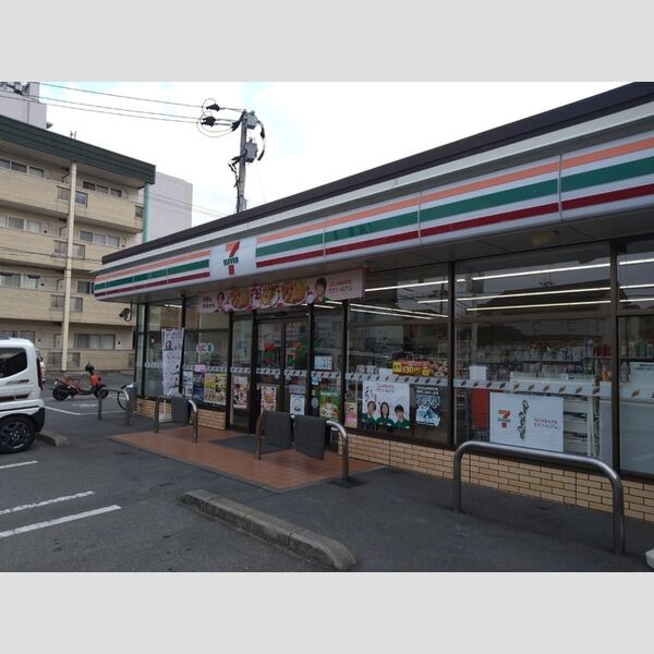 現地周辺 (セブンイレブン　福岡田島5丁目店　409m)