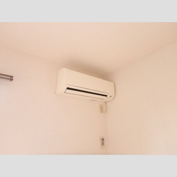 その他設備 (B202　エアコン)