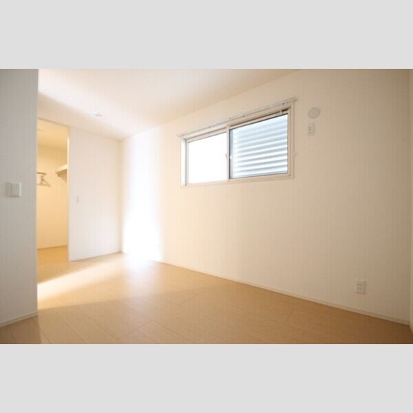 その他 (102　洋室)