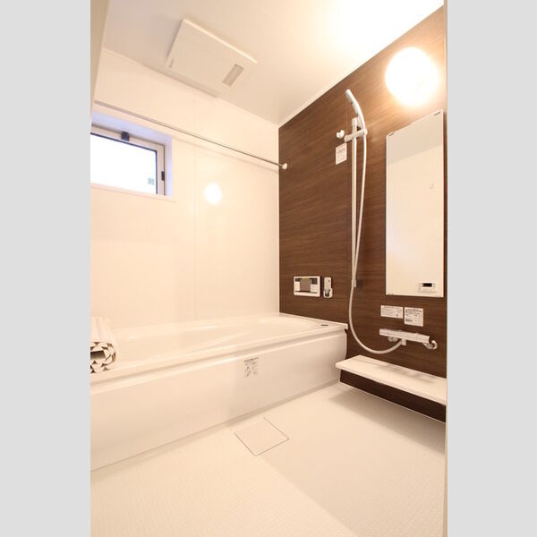 バス (101　一坪風呂　追い焚き給湯付・浴室テレビ付)