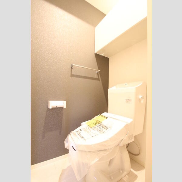 トイレ (101　温水洗浄暖房便座)