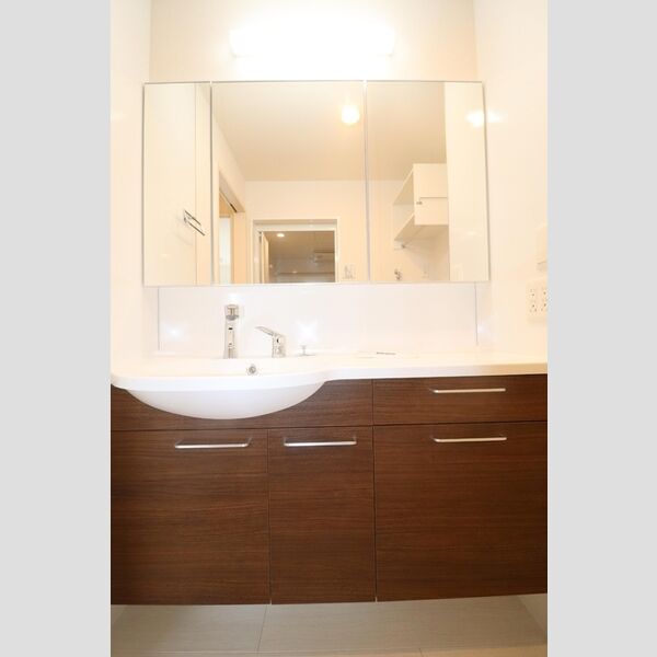 洗面所 (203　洗髪洗面化粧台)