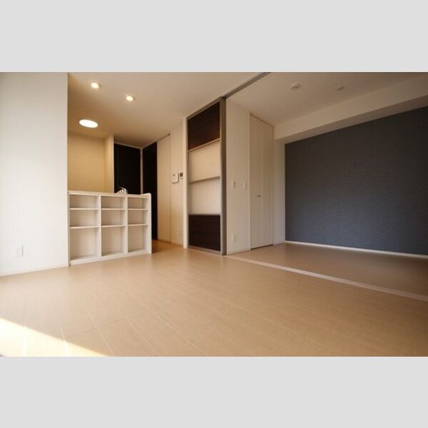 その他 (102　LDK)