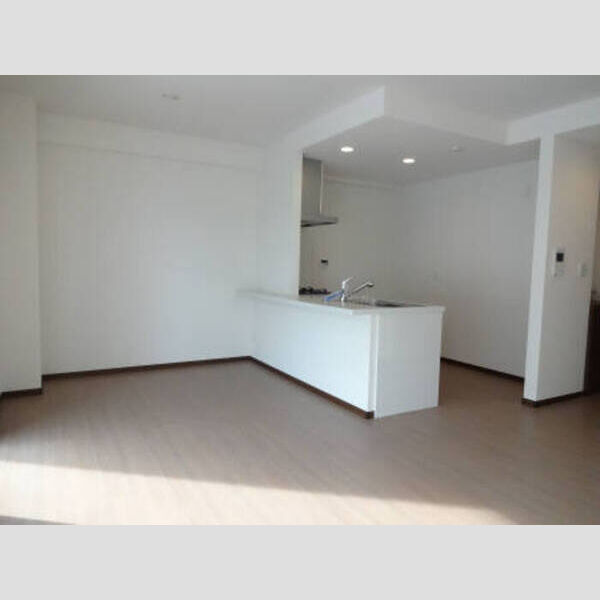 居室・リビング (2号室リビング)