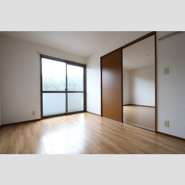 その他 (202　洋室)