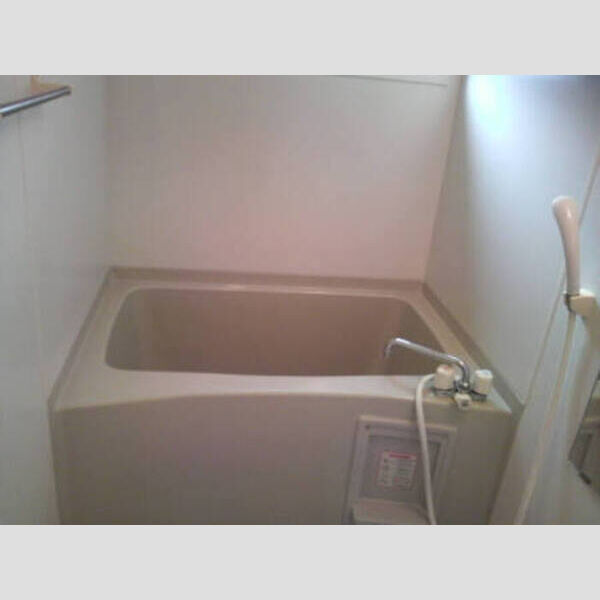 バス (103　浴室)