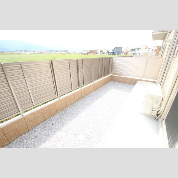 その他 (B102　専用庭)