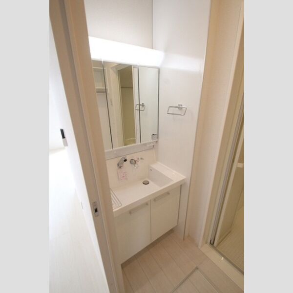 洗面所 (B102　洗髪洗面化粧台)