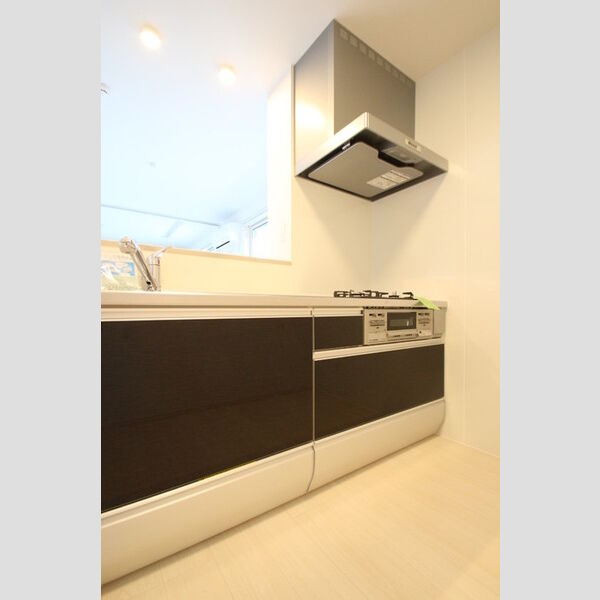 キッチン (システムキッチン/3口ガスコンログリル付き)