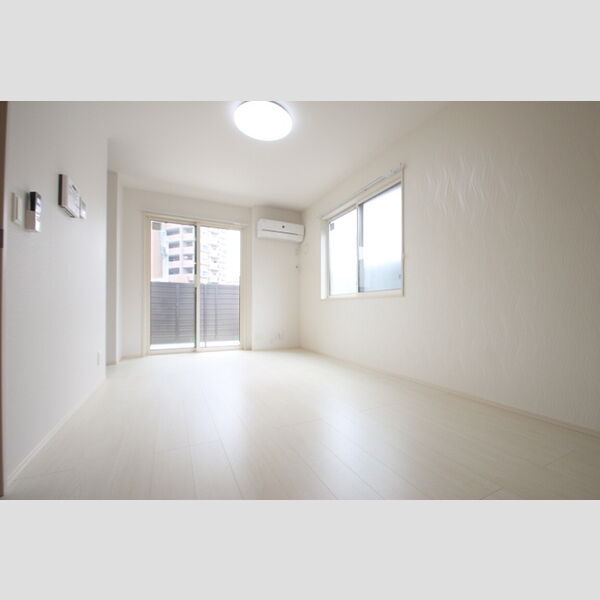 居室・リビング (101号室　リビング)