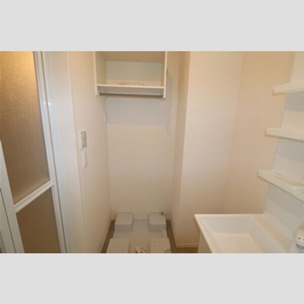 その他 (103　室内洗濯機置き場)