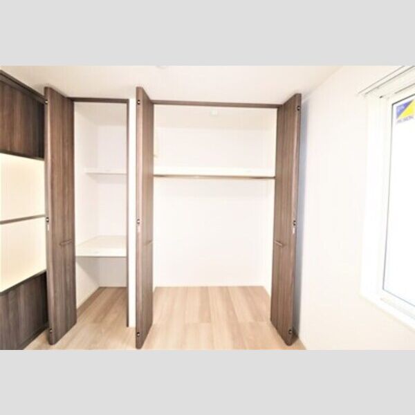 収納 (301　クローゼット)