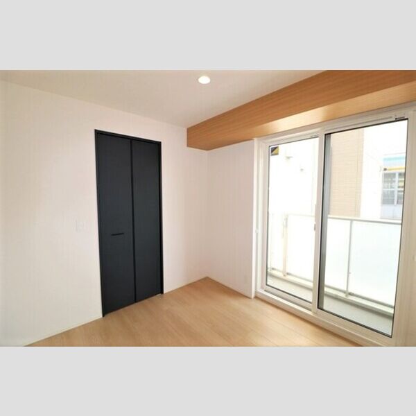 その他 (洋室①)