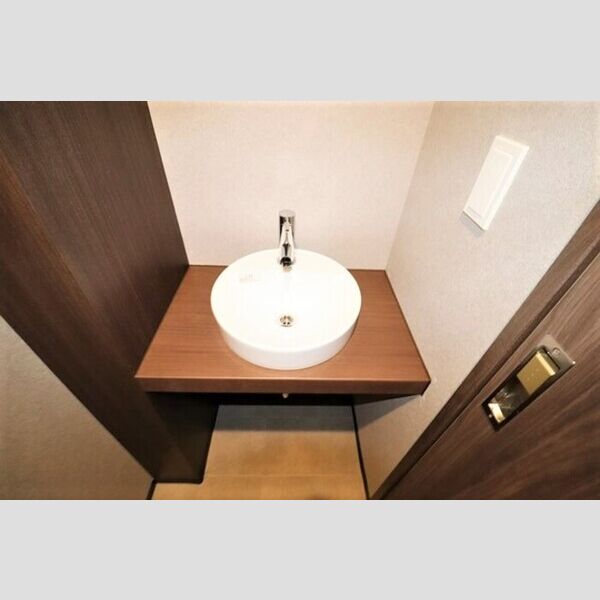 トイレ (洗面台)