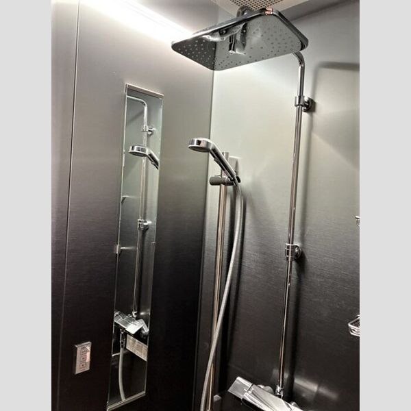 バス (シャワールーム)