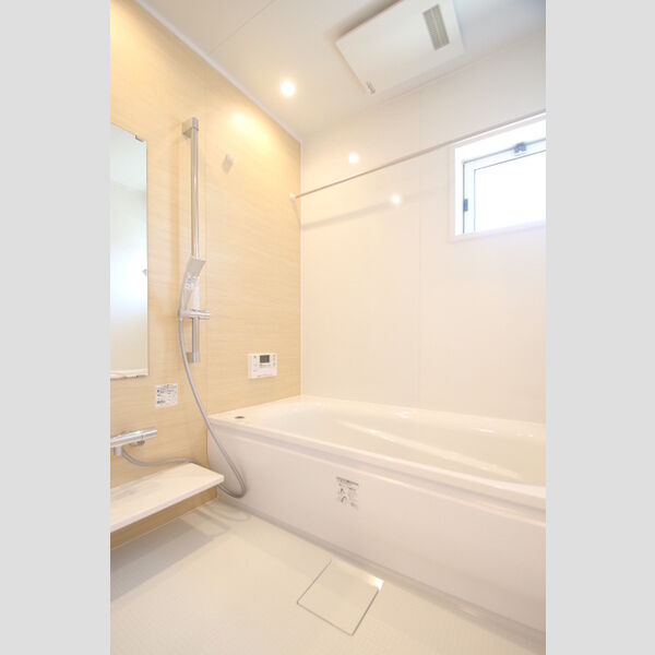 バス (A103　浴室)