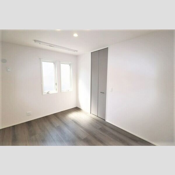 その他 (洋室①)