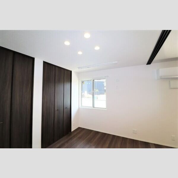 その他 (洋室①)