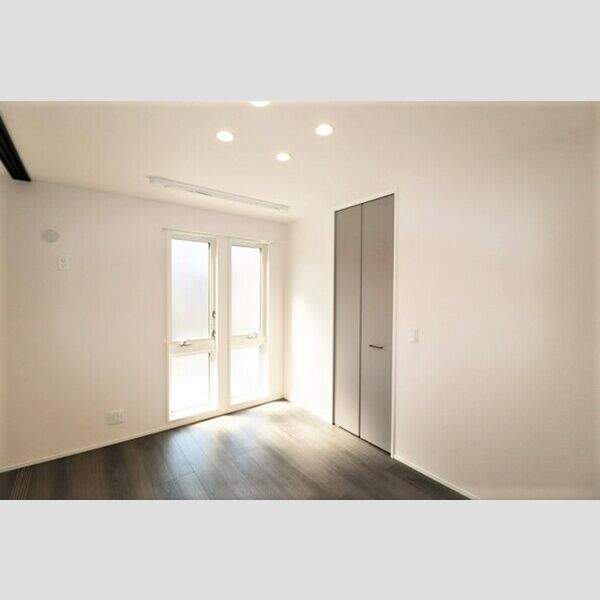 その他 (洋室①)