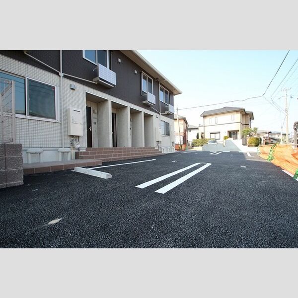 駐車場 (駐車場)