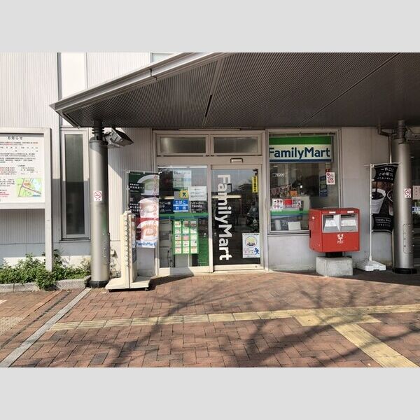 現地周辺 (ファミリーマートJR箱崎駅店　365m)