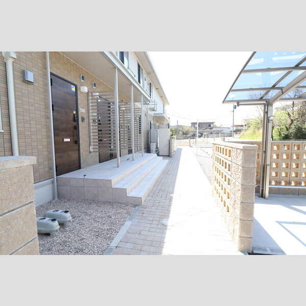 現地周辺 (ロビー)