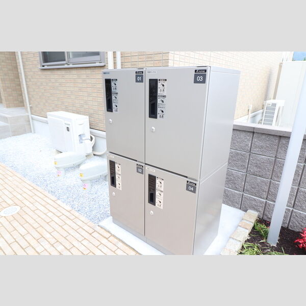 現地周辺 (宅配ボックス)