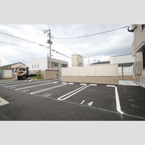 駐車場 (駐車場)