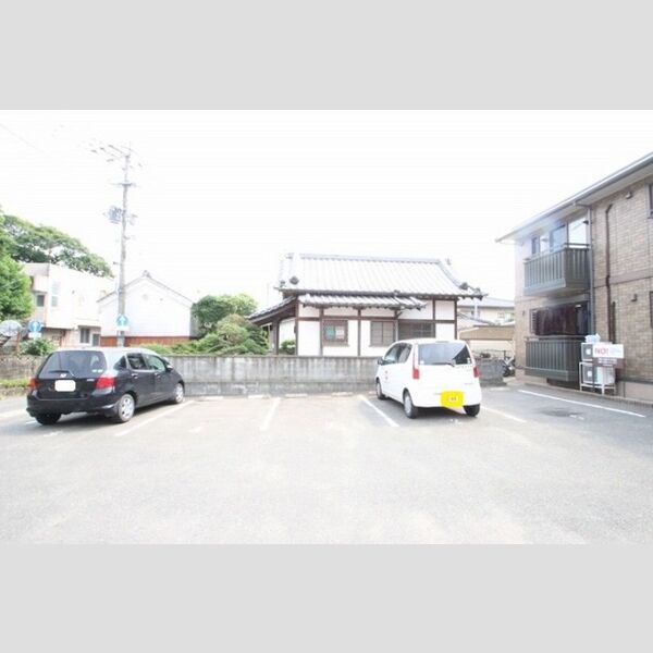 駐車場 (駐車場)