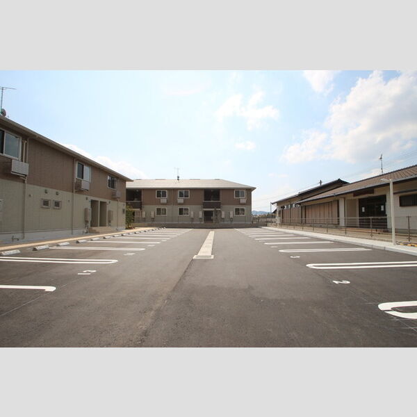 駐車場 (駐車場)