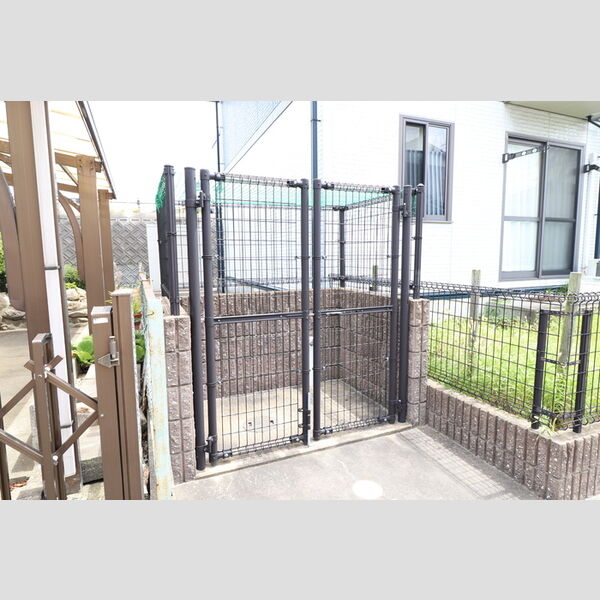 現地周辺 (ゴミ捨て場)