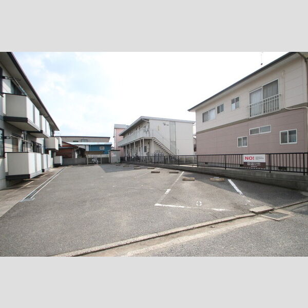 駐車場 (駐車場)