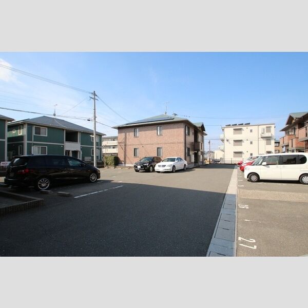 駐車場 (駐車場)