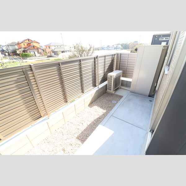 その他 (110　専用庭)