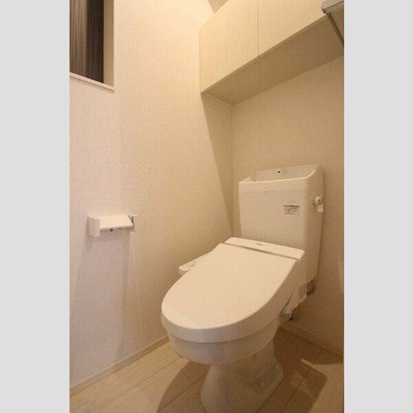 トイレ (203　温水洗浄暖房便座)