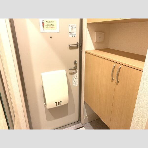 玄関 (206　玄関)