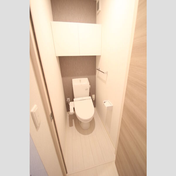 トイレ (202　温水洗浄暖房便座)