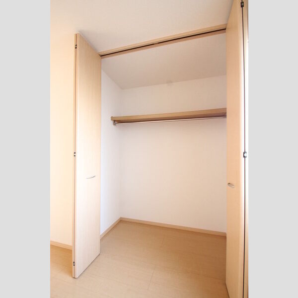 収納 (洋室/6帖/クローゼット)