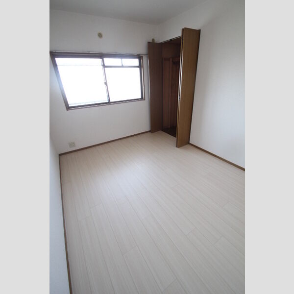 その他 (洋室6帖)