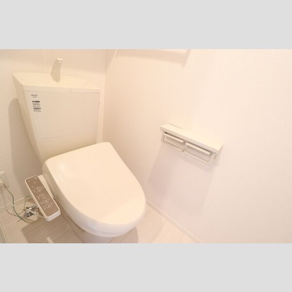 トイレ (103　トイレ)