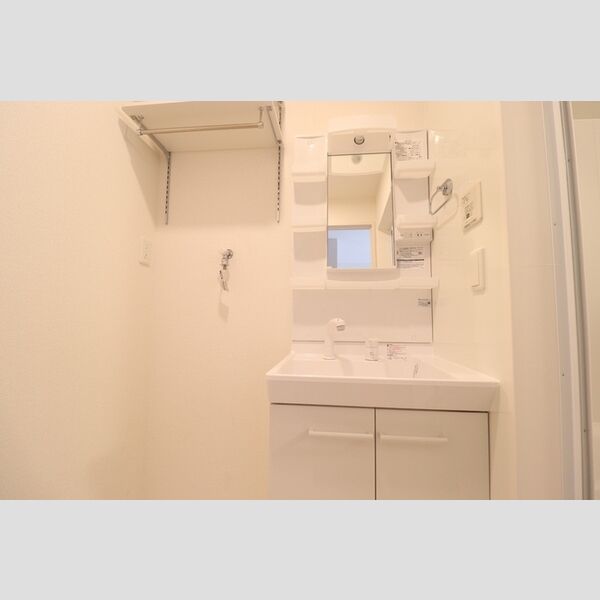 洗面所 (103　洗面所)