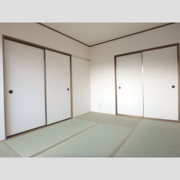 その他 (203 和室)